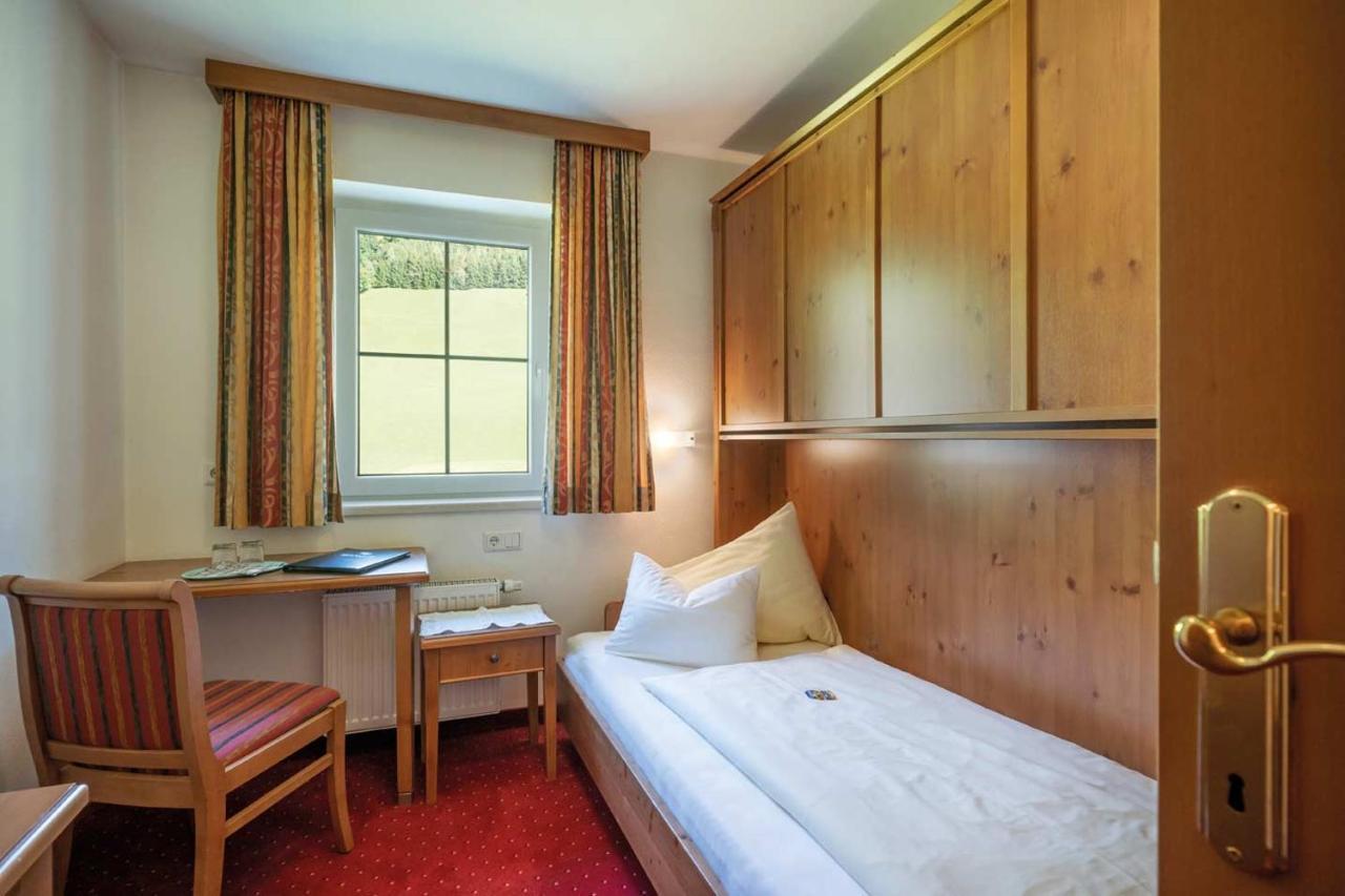 Hotel Maria Theresia Gerlos Ngoại thất bức ảnh