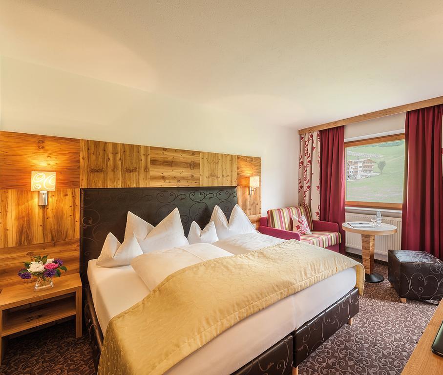 Hotel Maria Theresia Gerlos Ngoại thất bức ảnh