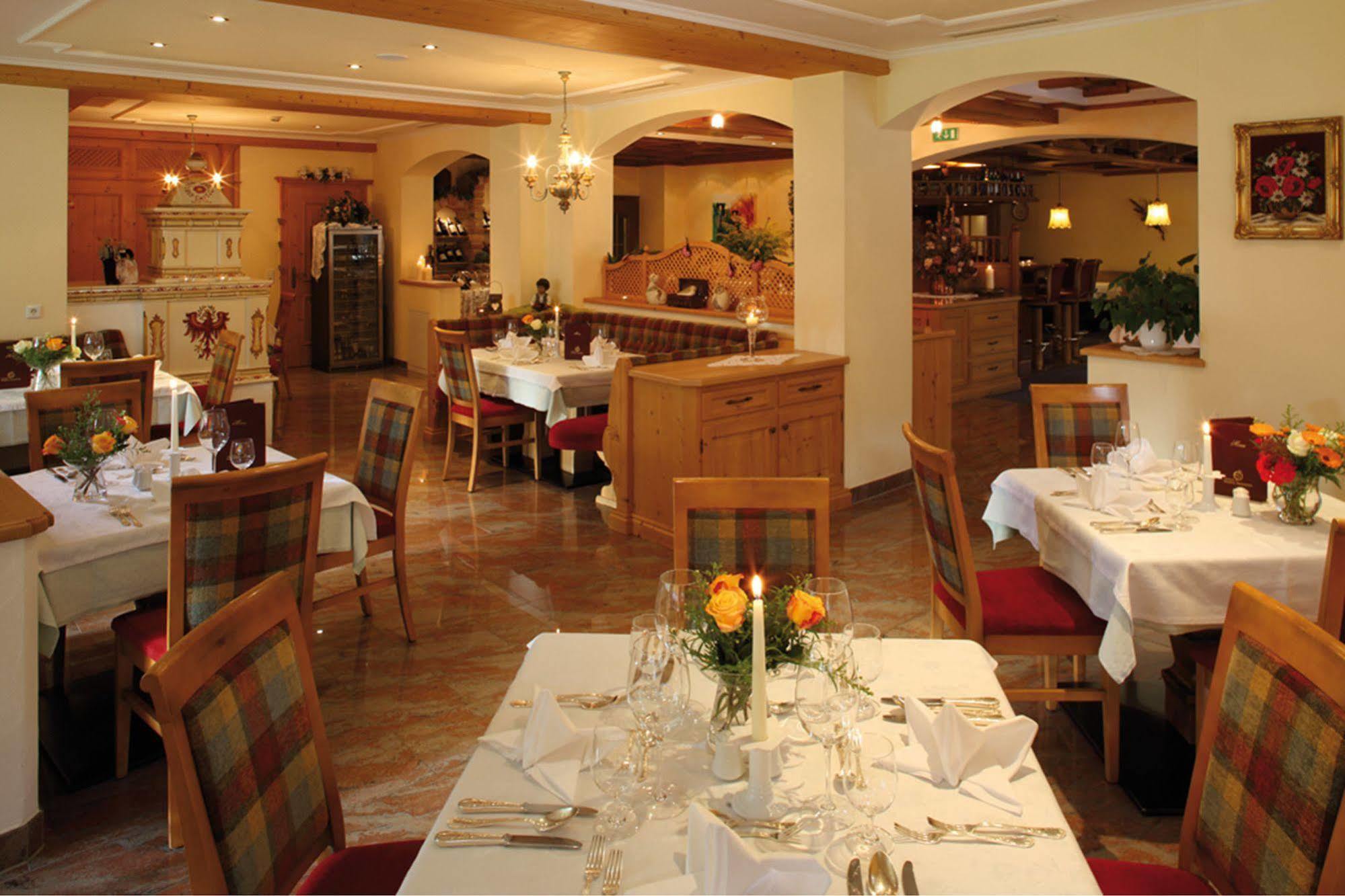 Hotel Maria Theresia Gerlos Ngoại thất bức ảnh