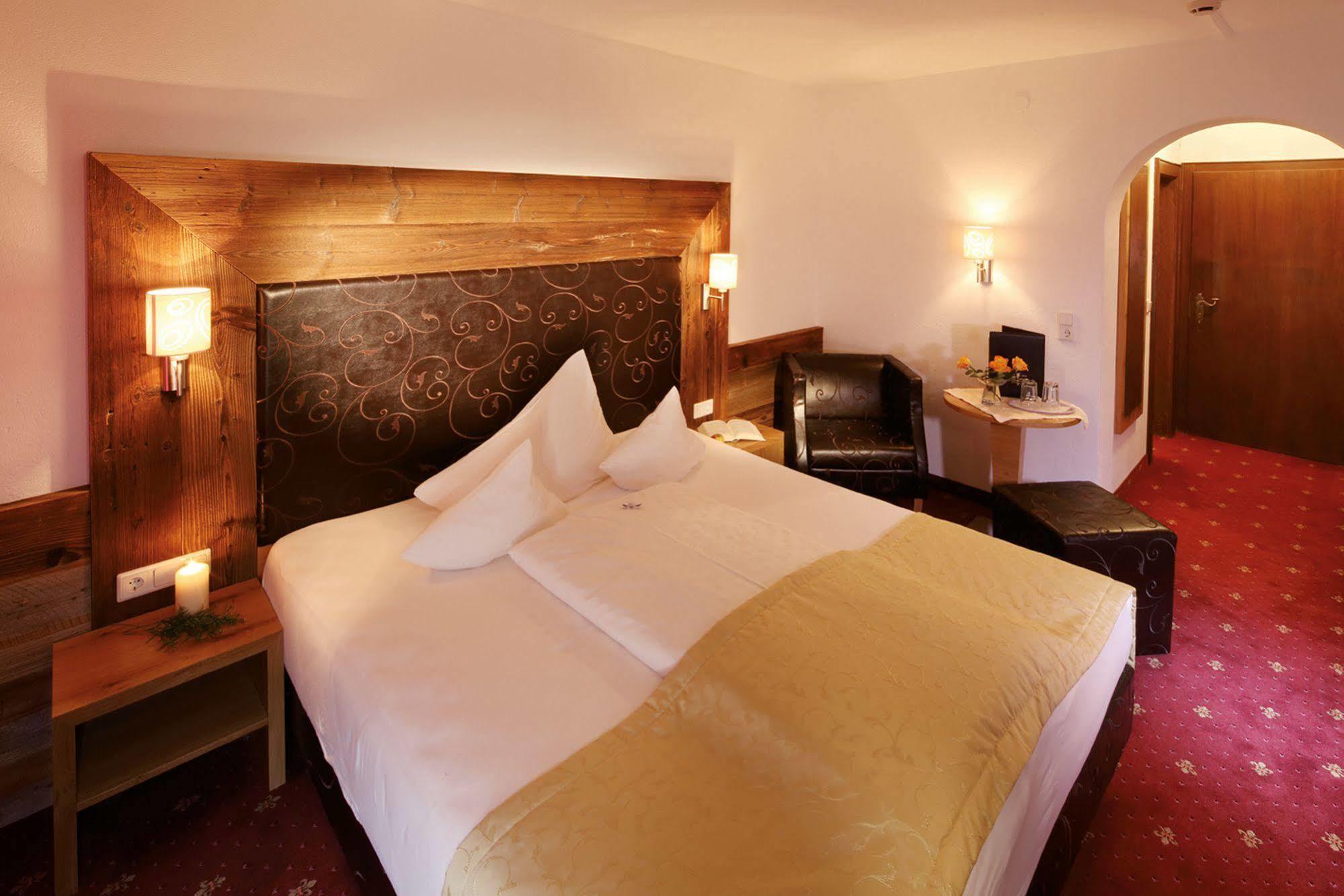 Hotel Maria Theresia Gerlos Ngoại thất bức ảnh