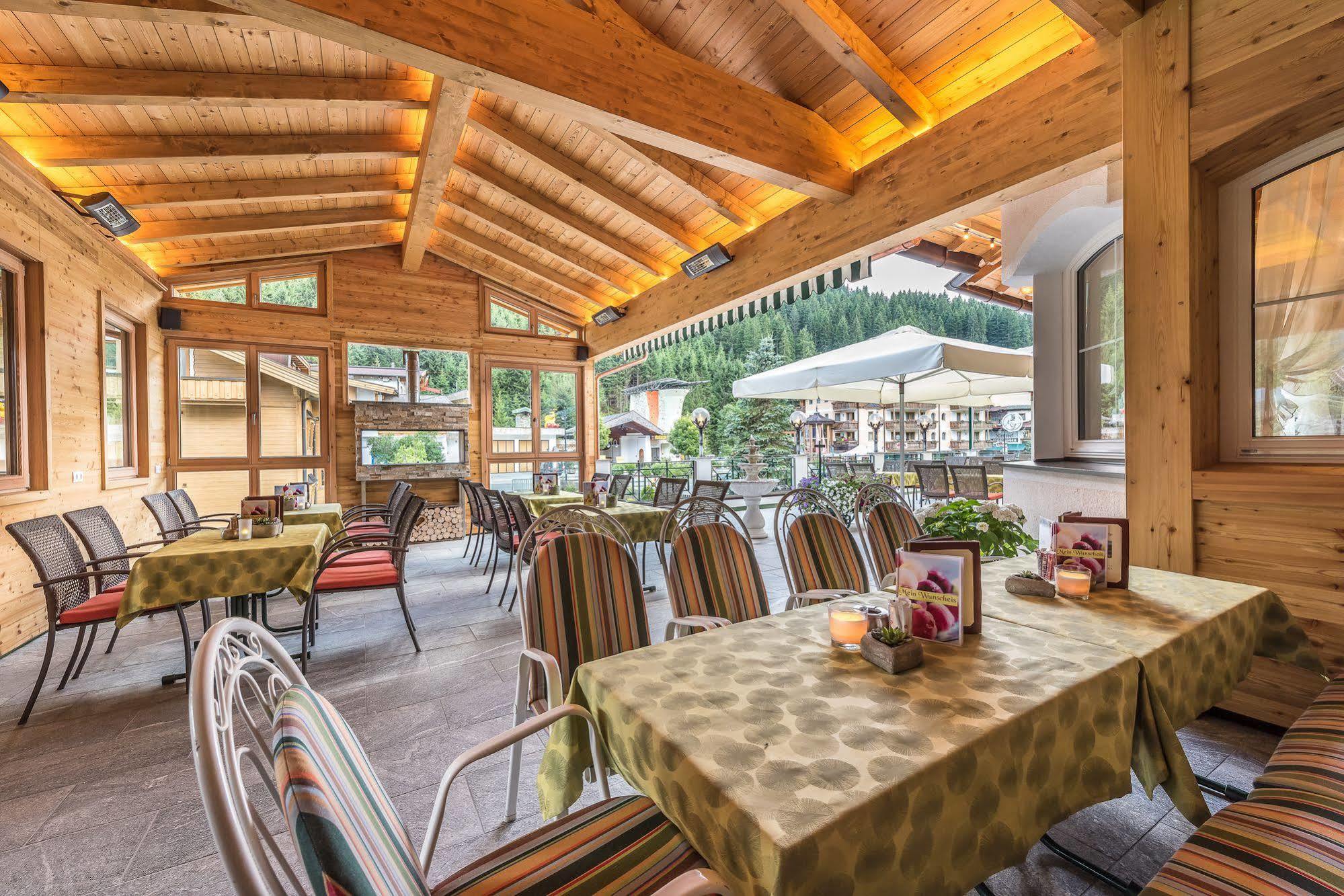 Hotel Maria Theresia Gerlos Ngoại thất bức ảnh