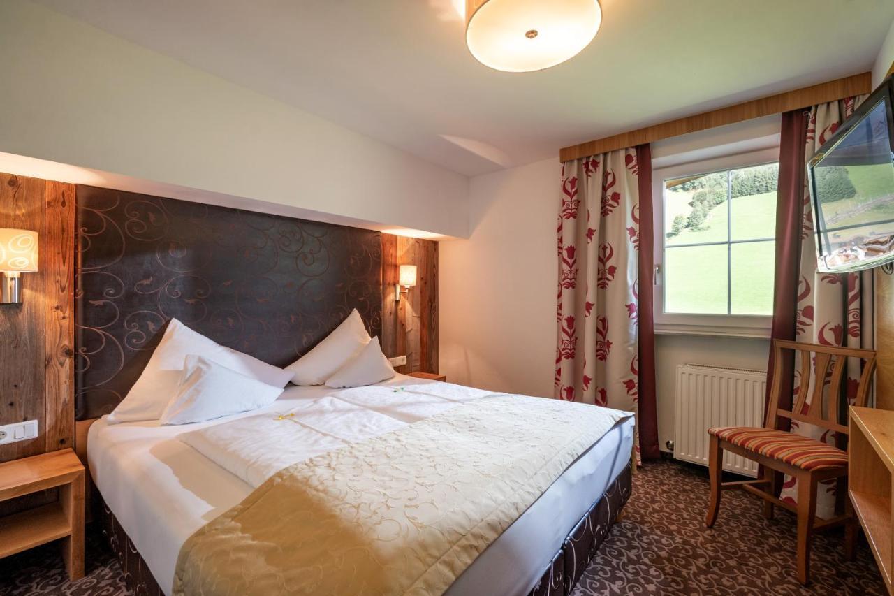 Hotel Maria Theresia Gerlos Ngoại thất bức ảnh